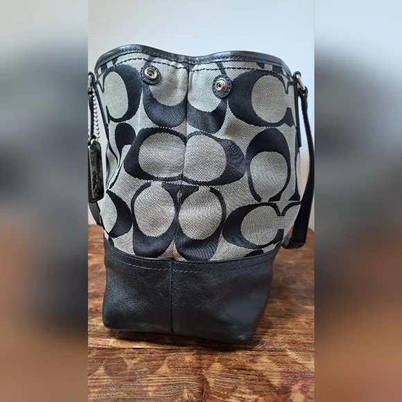 Coach Hampton Signature Medium Color Block Tote - Picture 11 of 16